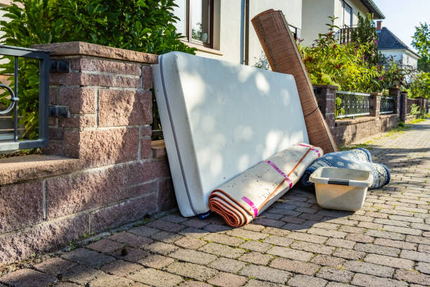 Best Yard Cleanup Services  in Lockport Heights, IL
